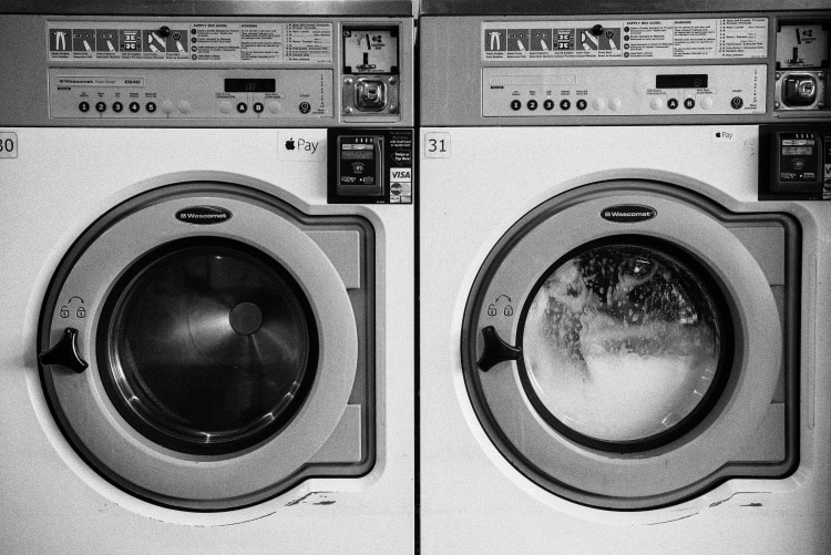 Wasmachine en wasdroger op het kampeerterrein Col la Toussuire les Sybelles Maurienne Savoie